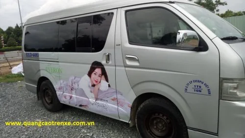 Dịch vụ thi công dán quảng cáo trên xe ô tô tại Hồ Chí Minh